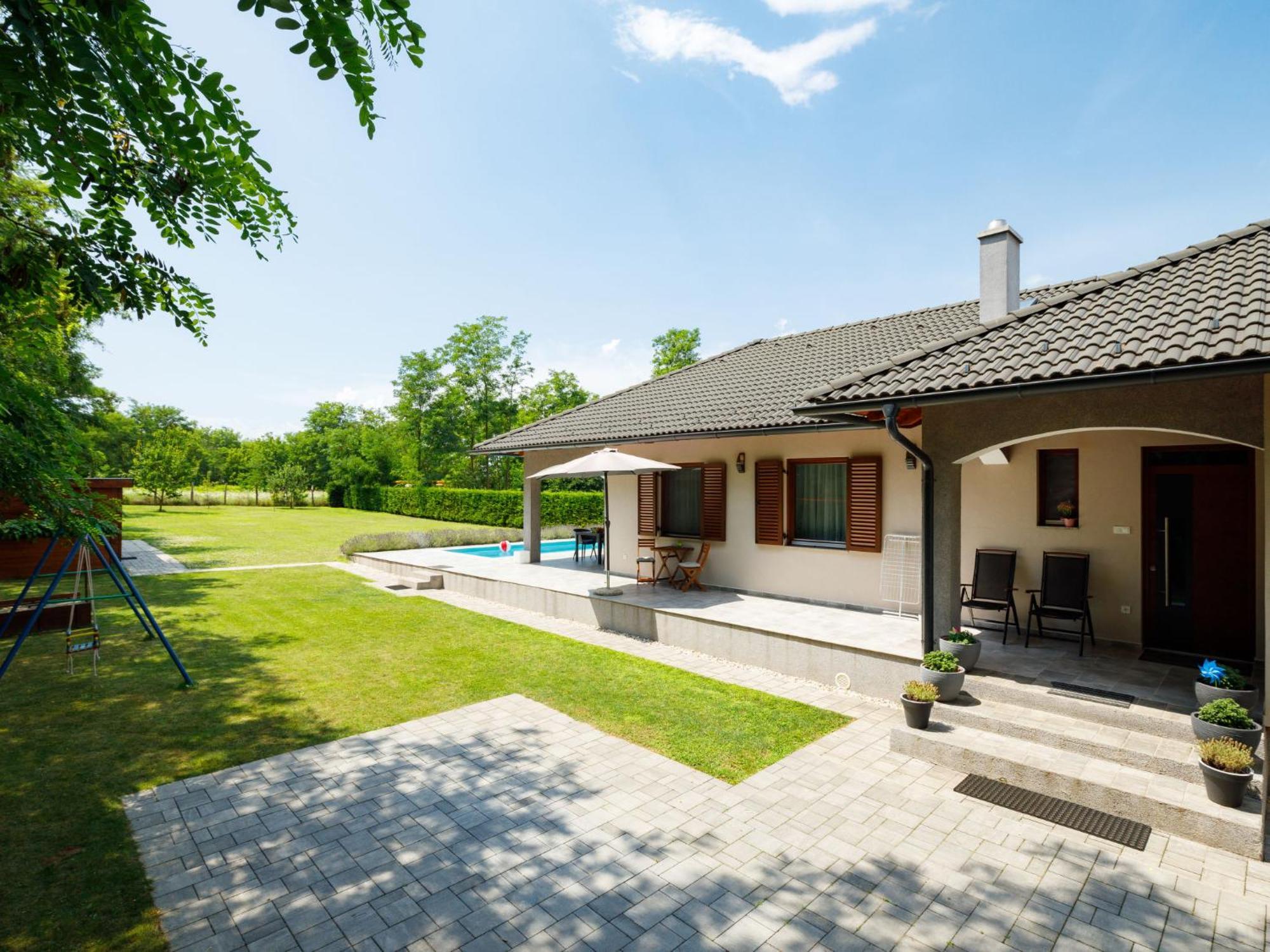 Holiday Home Villa Aschbacher Balatonszárszó Exterior foto