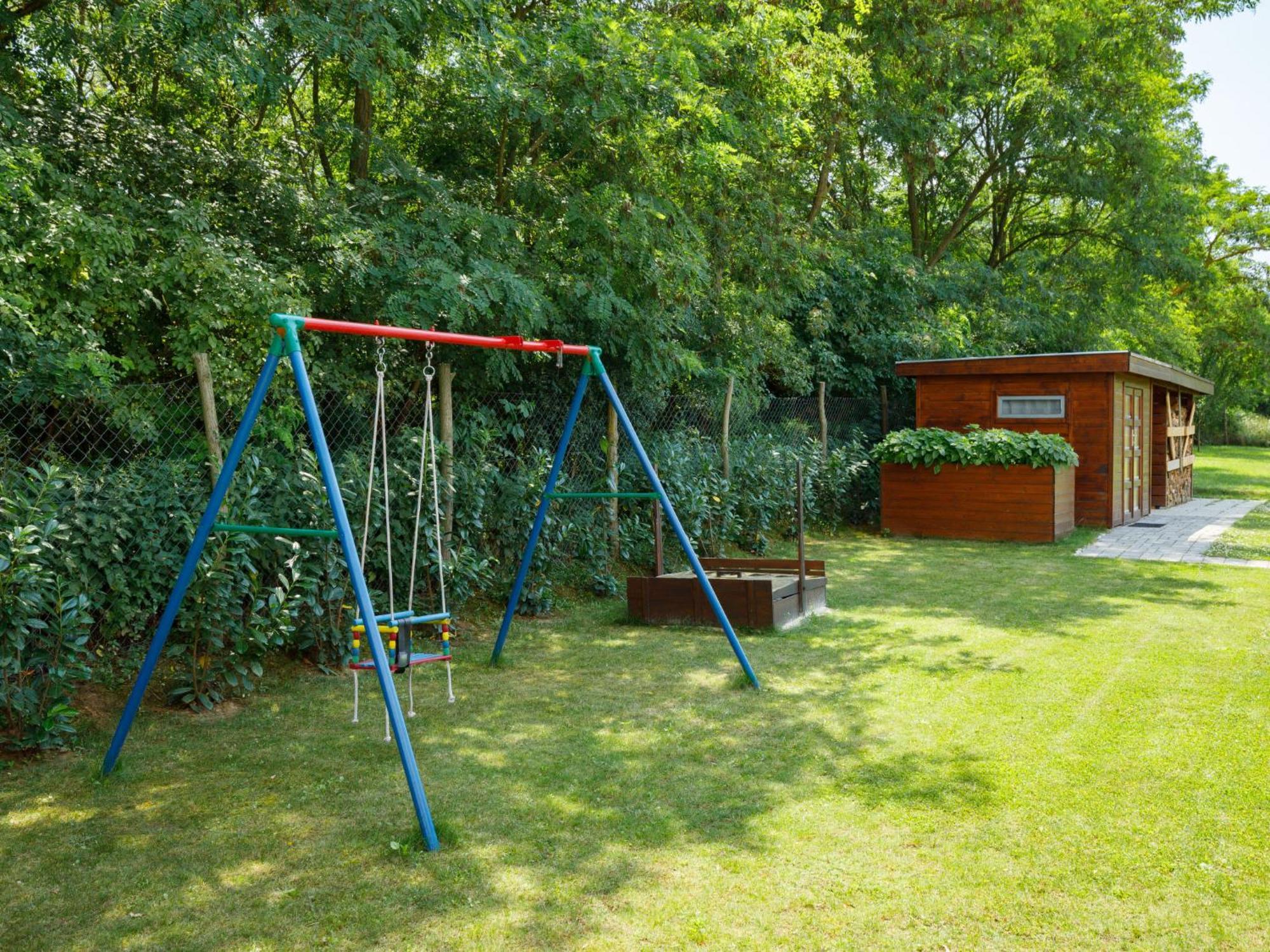 Holiday Home Villa Aschbacher Balatonszárszó Exterior foto