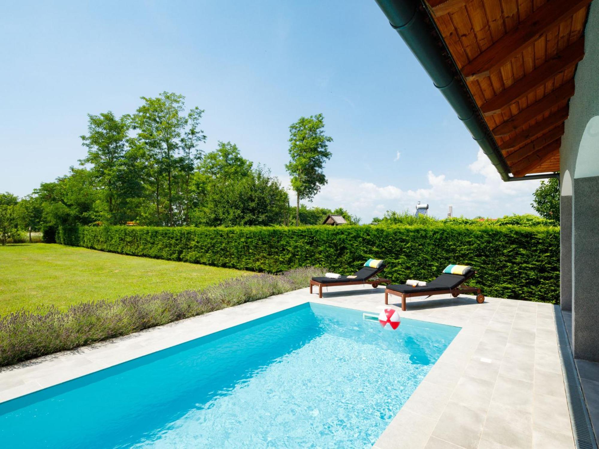 Holiday Home Villa Aschbacher Balatonszárszó Exterior foto