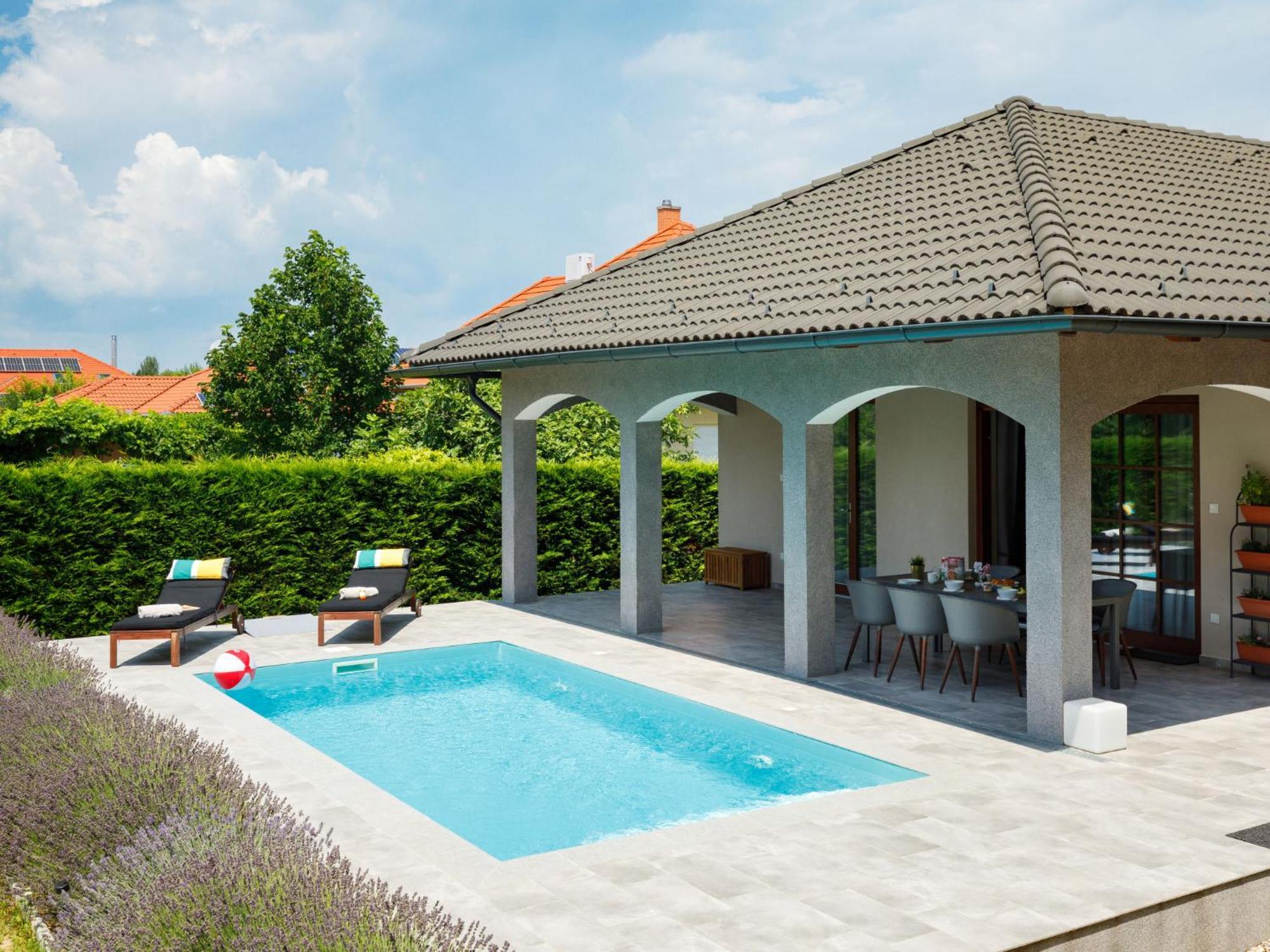Holiday Home Villa Aschbacher Balatonszárszó Exterior foto